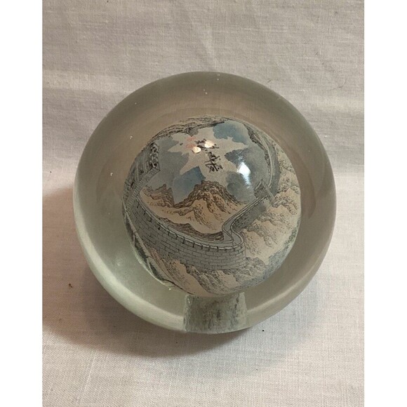 Reverse Painted Glass Sphere Ball Great Wall Of China Scene Hand Painted Signed - Picture 3 of 9